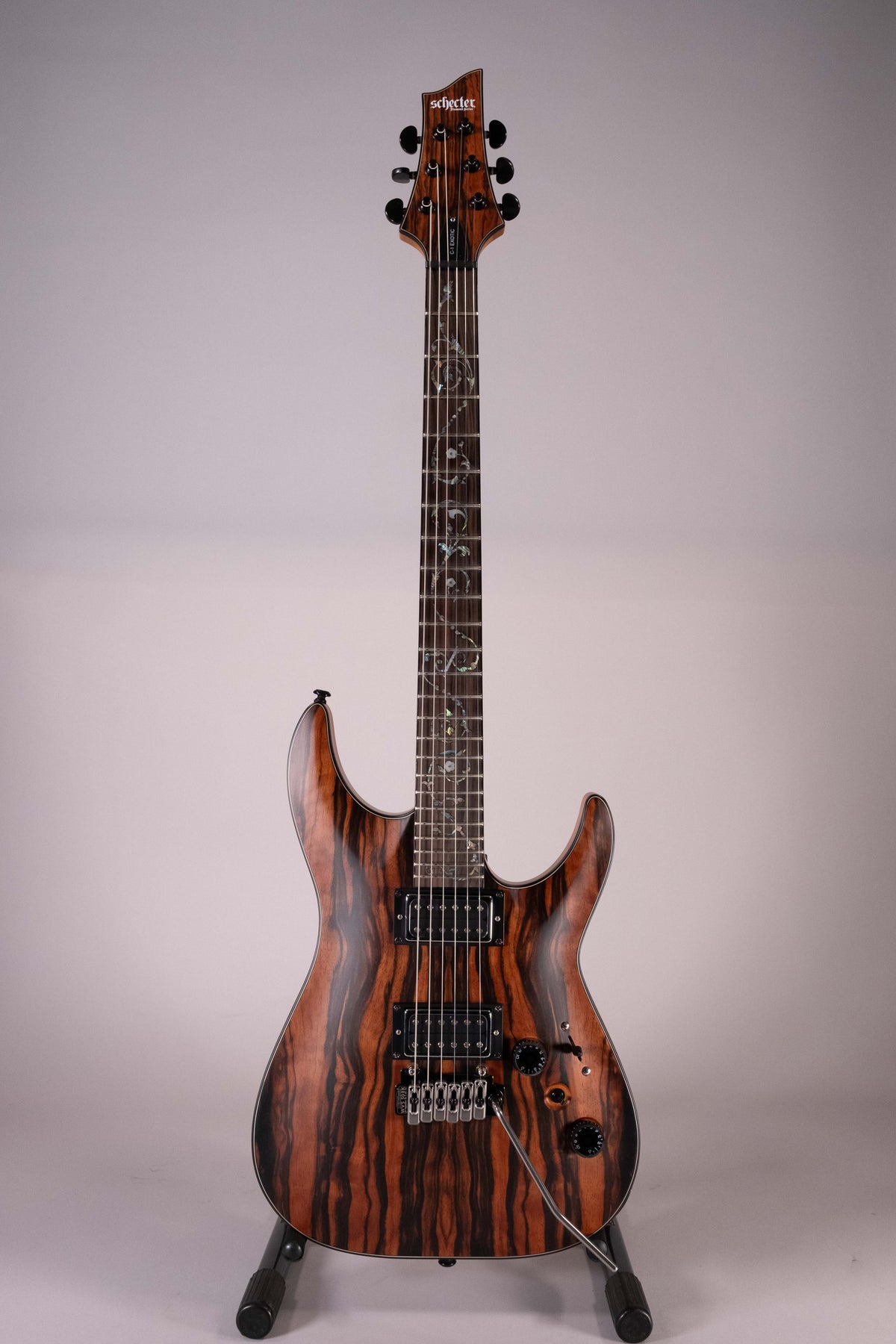Schecter C-1 EXOTIC EBONY-NS