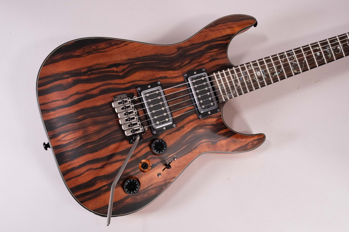 Schecter C-1 EXOTIC EBONY-NS
