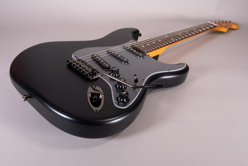 Fender Made in Japan Hybrid II Stratocaster Satin Metallic Matte Phantom Black
