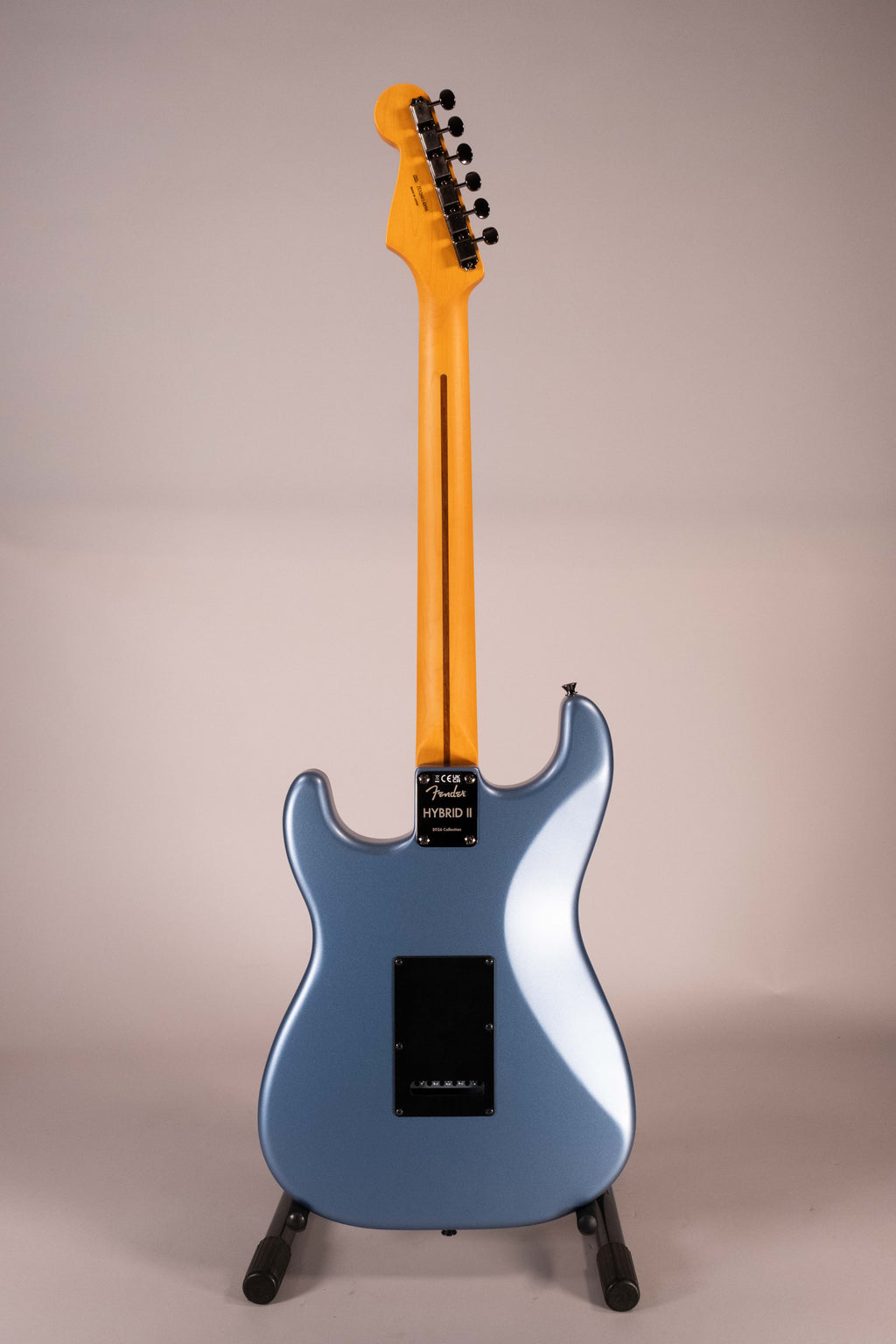 Fender Made in Japan Hybrid II Stratocaster Satin Metallic Matte Aero Blue