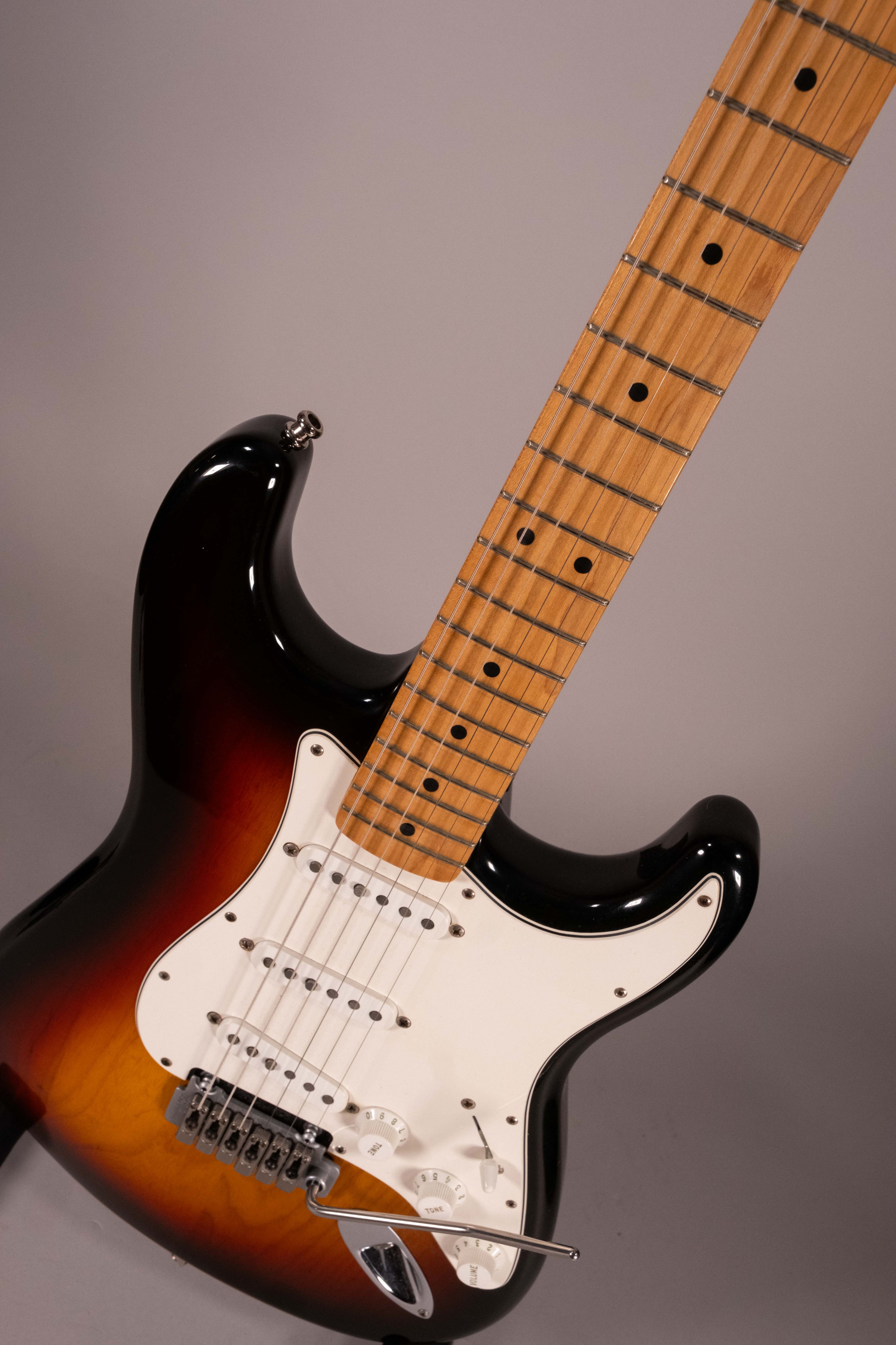 FENDER STRATO MEX '70 USATA