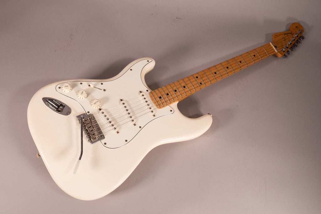 FENDER STRATO MEX OW LEFT USATA