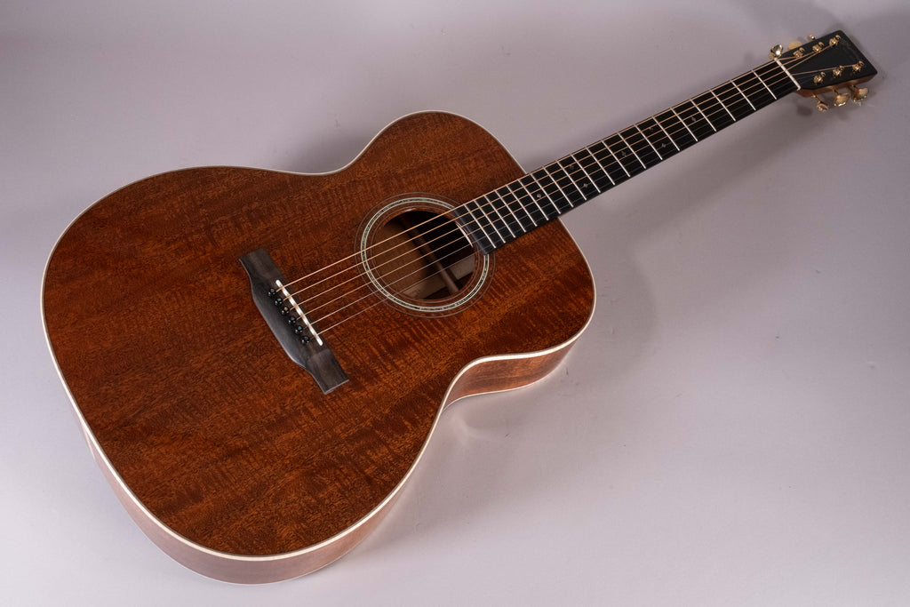 Martin Custom Shop Namm 2026 Flamed Mahogany