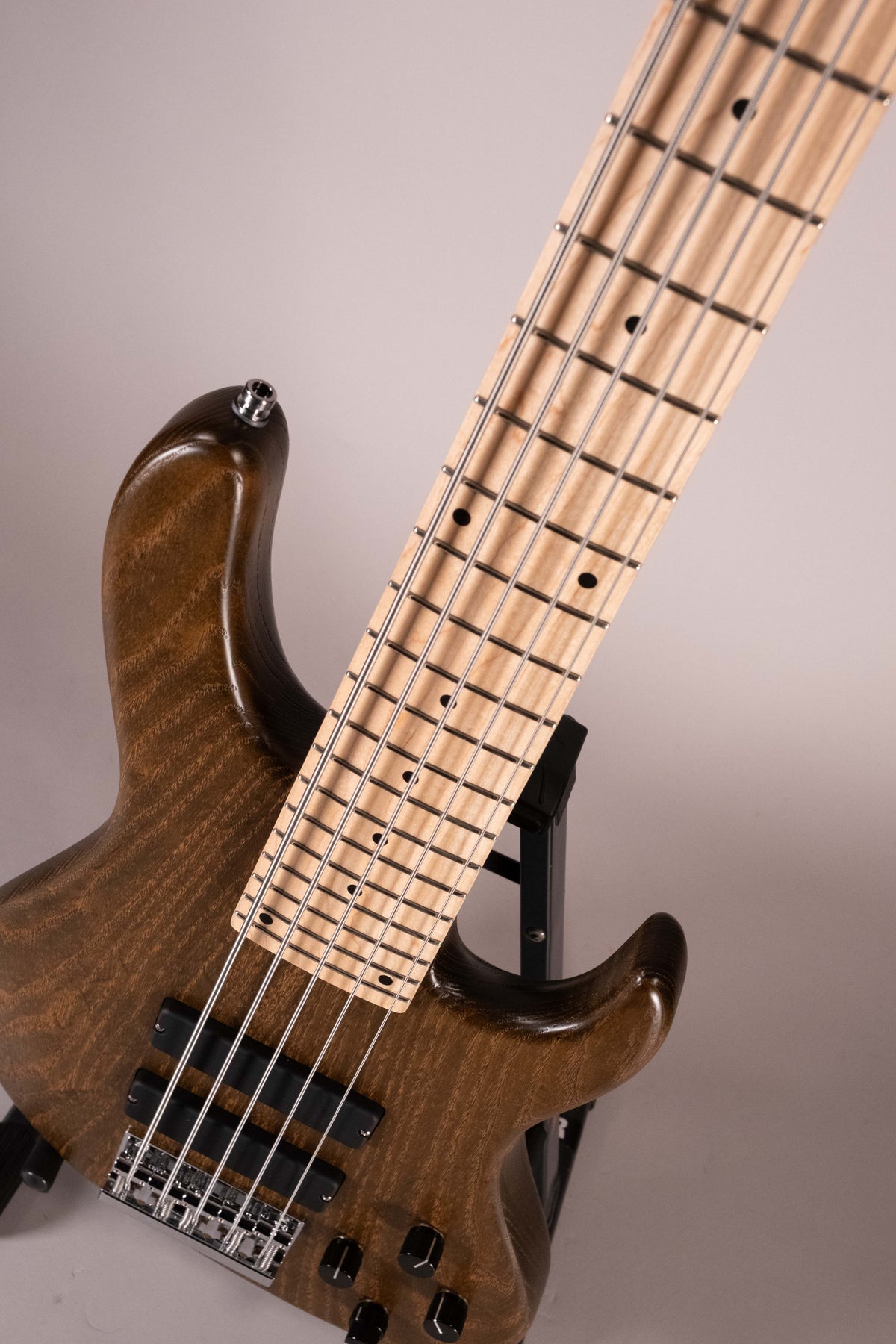 Sadowsky Metroline Bass 5 24 Modern Antique Tobacco Satin