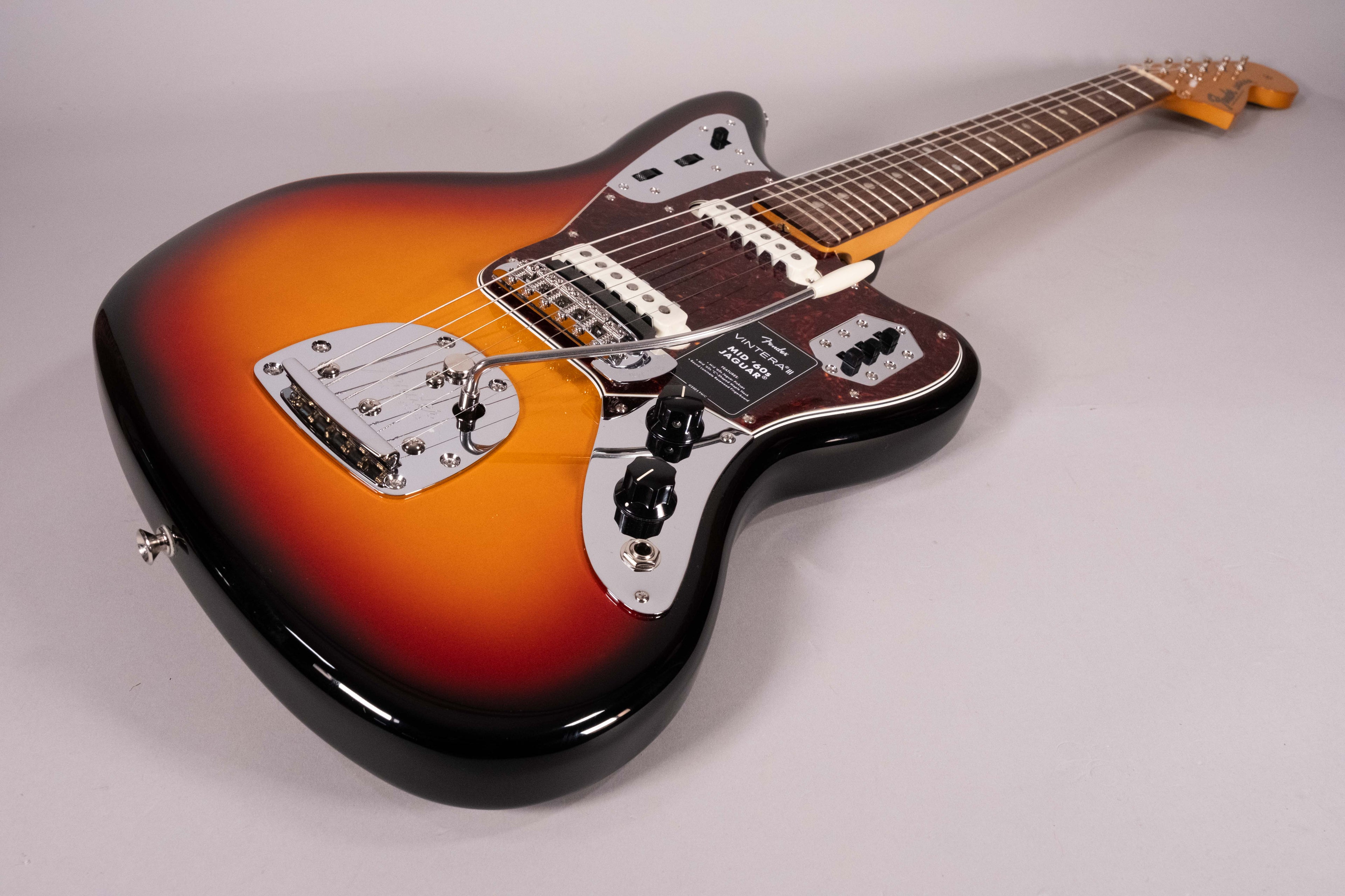 Fender Vintera III Mid 60 Jaguar Rw 3 Color Sunburst
