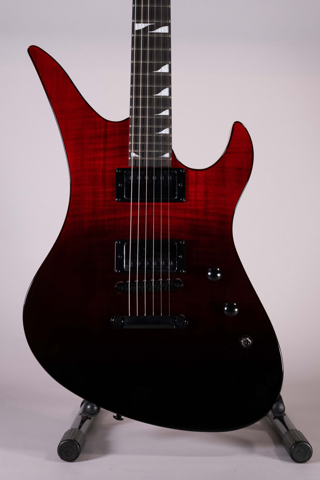 Schecter AVENGER STANDARD BLOODBURST