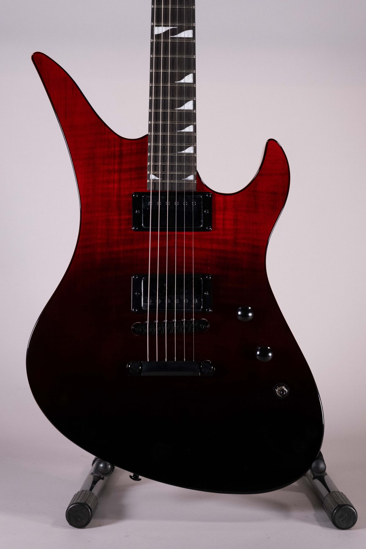 Schecter AVENGER STANDARD BLOODBURST