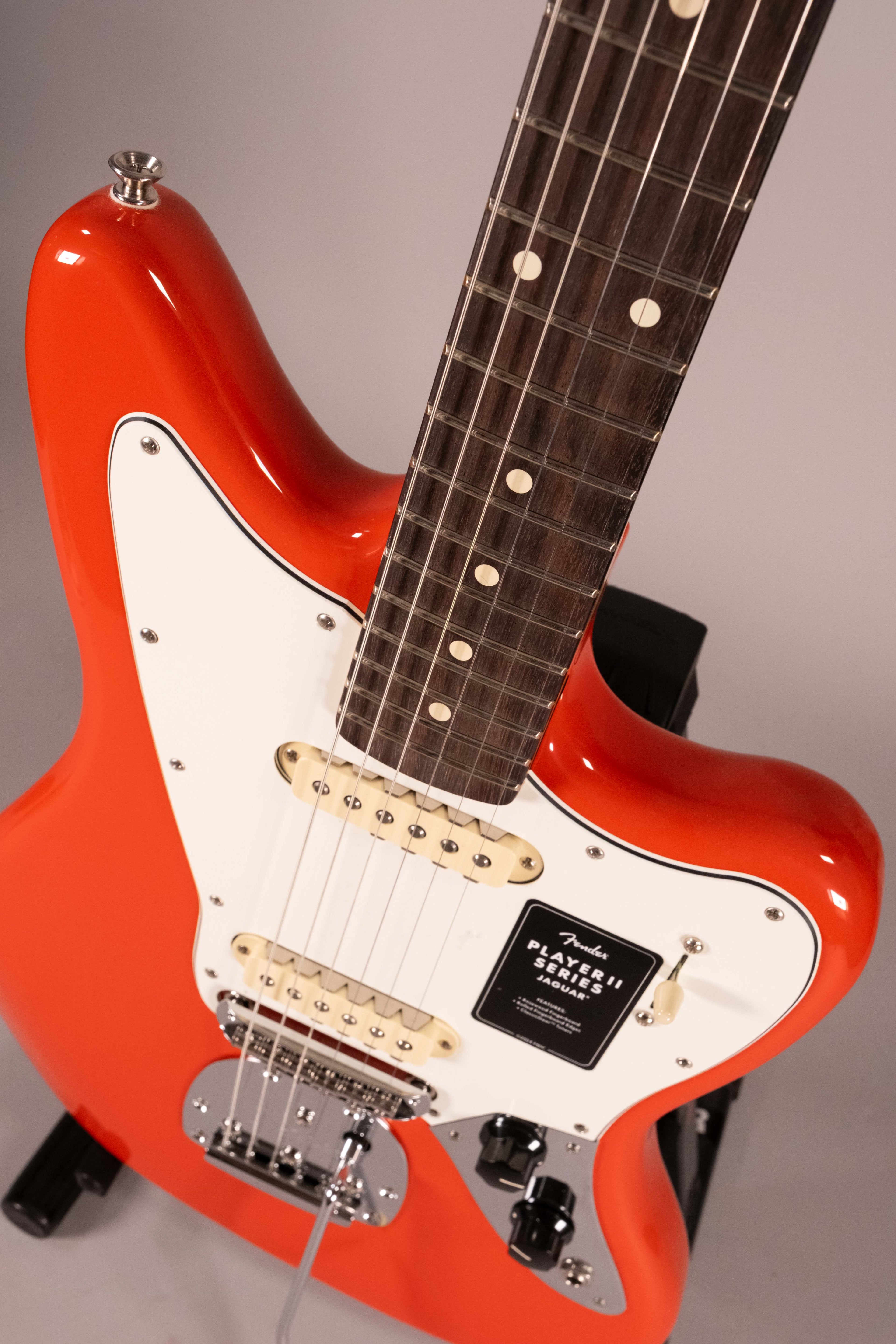 Fender Jaguar Player II Rosewood Fingerboard Coral Red