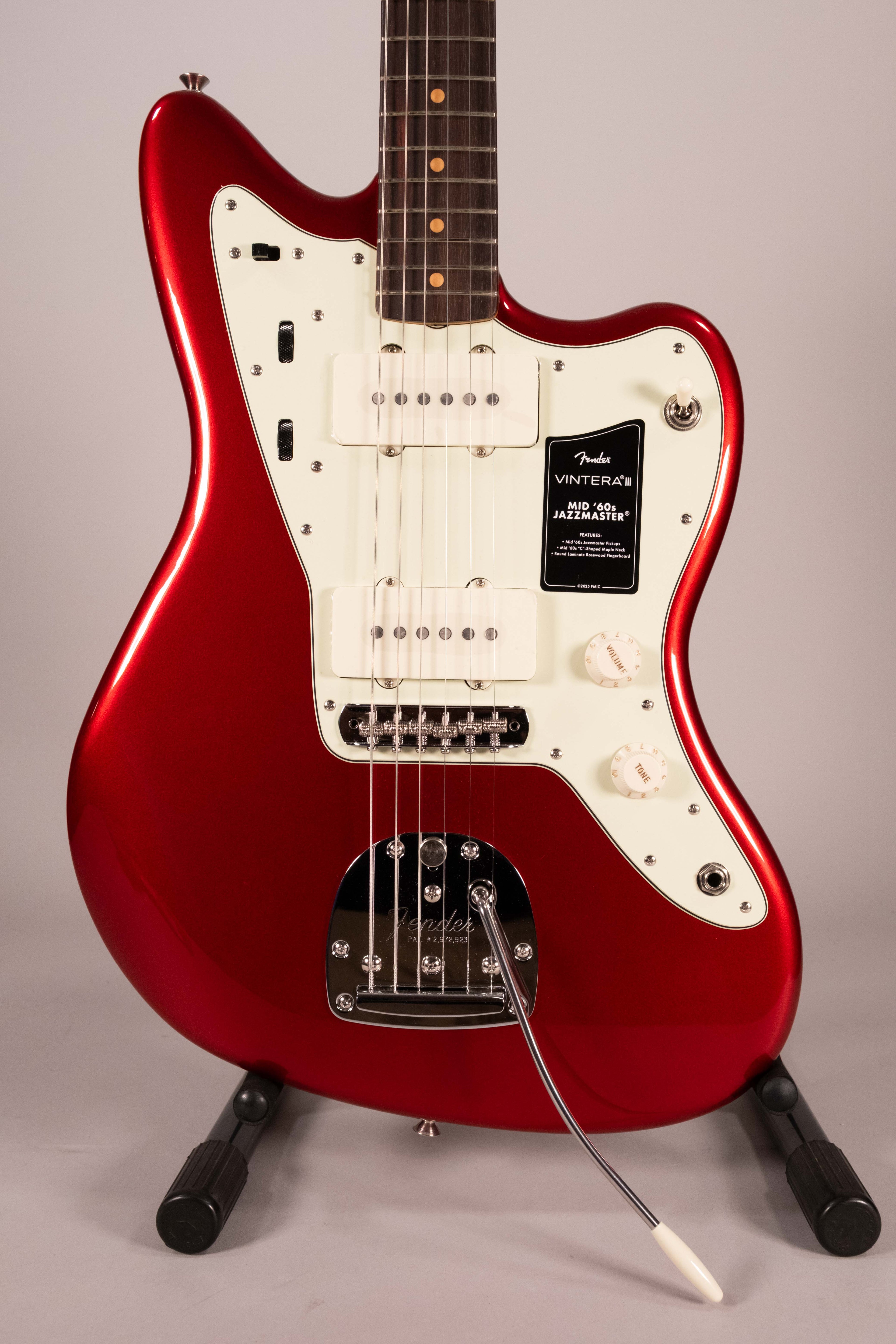 Fender Vintera III Mid 60 JazzMaster Rw Candy Apple Red