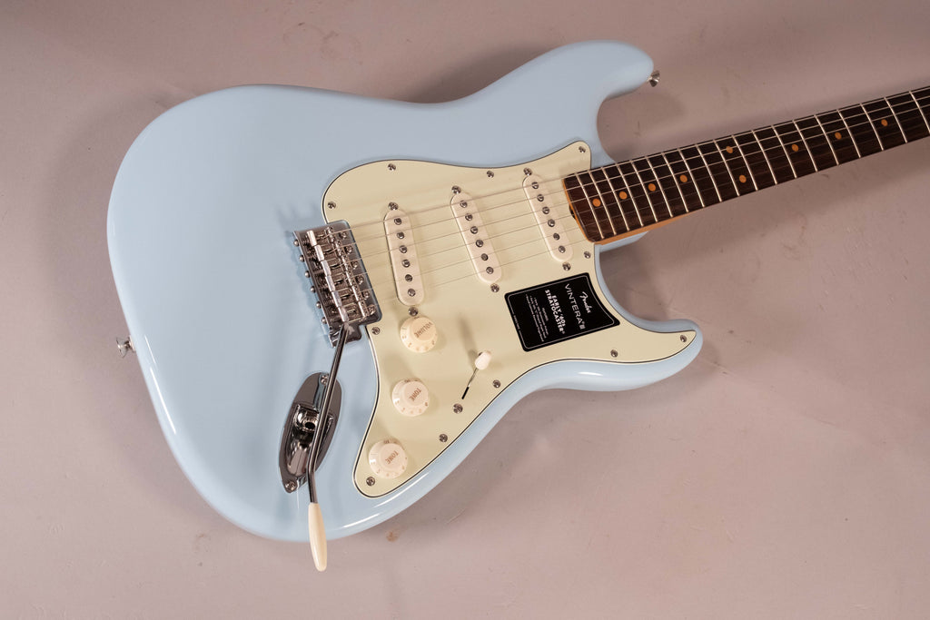 Fender Vintera III Early 60 Stratocaster Rw Sonic Blue