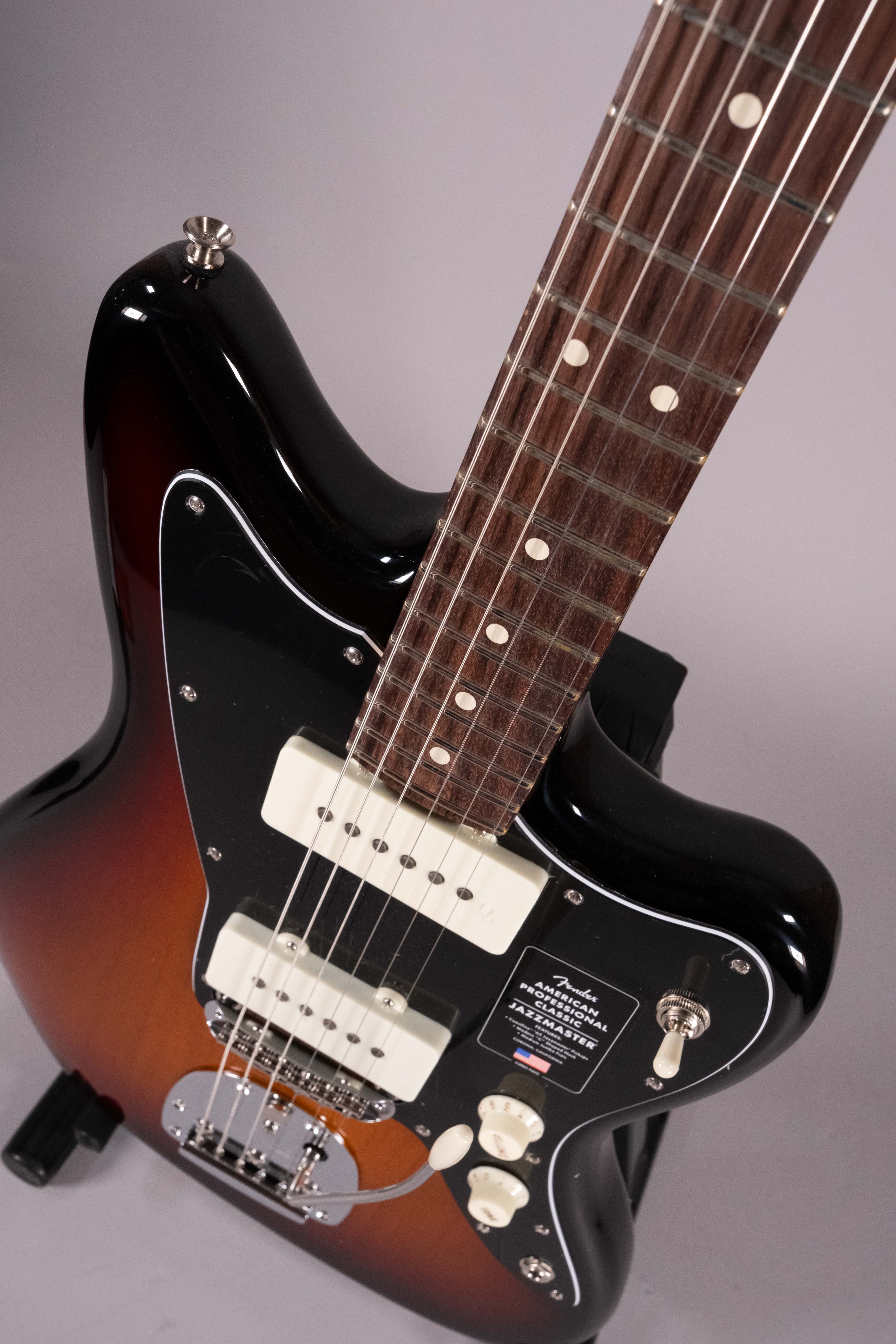 Fender Jazzmaster American Professional Classic RW 3-Color Sunburst