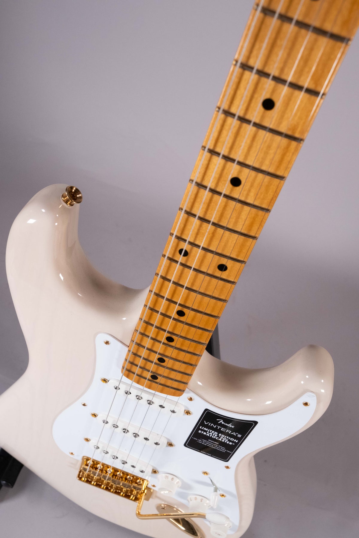 Fender Limited Edition Vintera III Late 50 Stratocaster Mn White Blonde