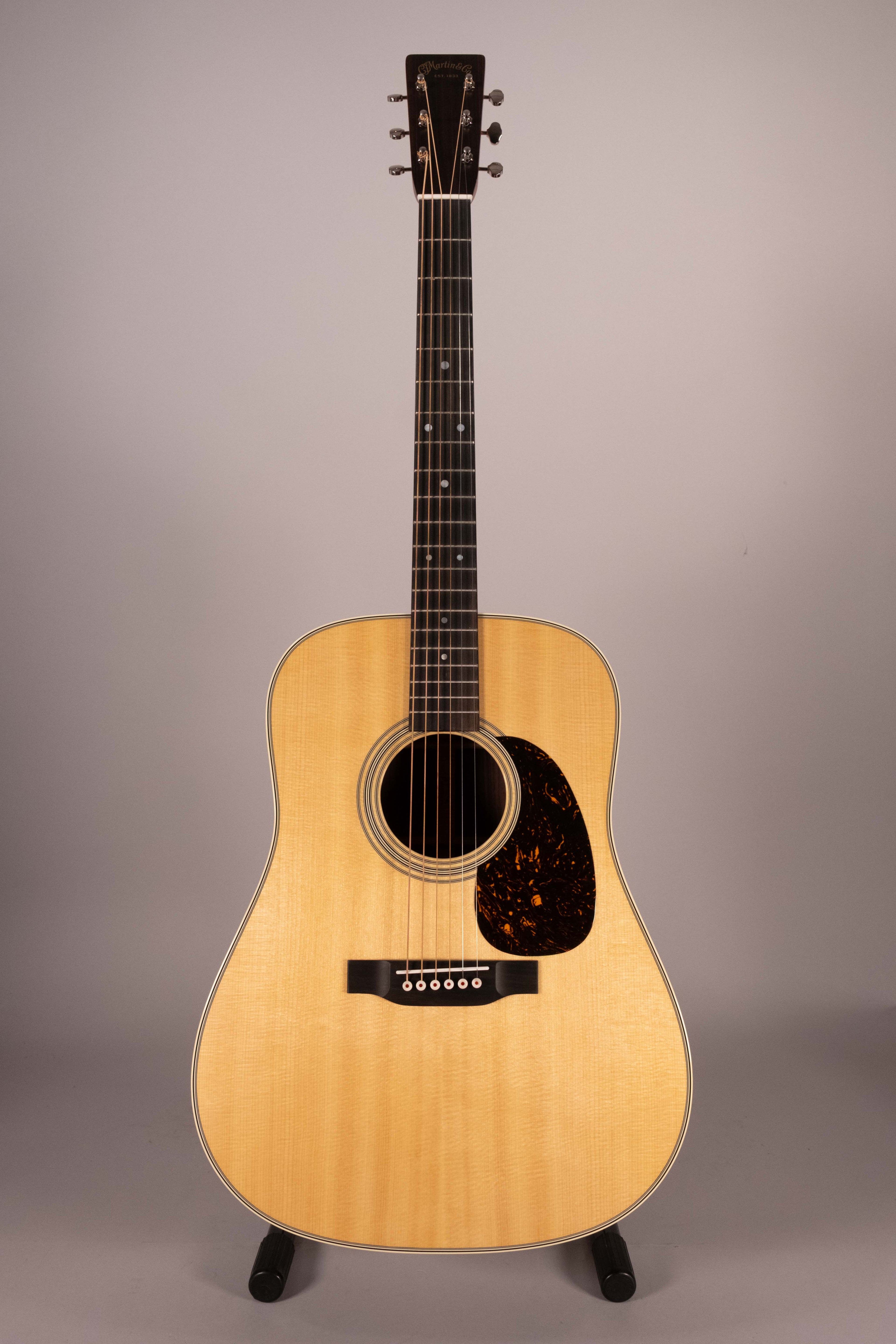 Martin & Co. D-28 Modern Deluxe
