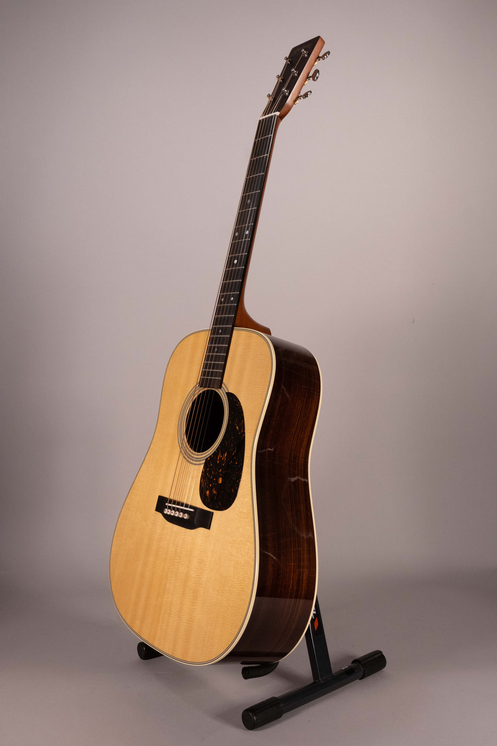 Martin & Co. D-28 Modern Deluxe