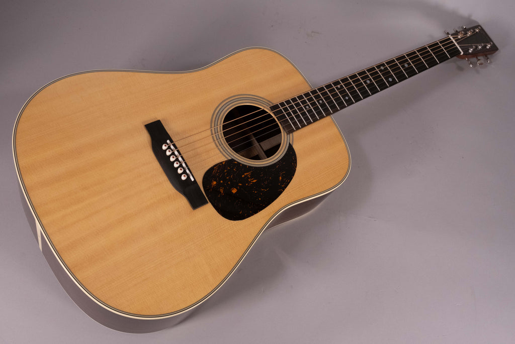 Martin & Co. D-28 Modern Deluxe
