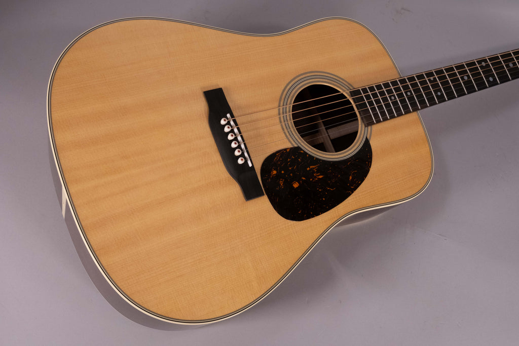 Martin & Co. D-28 Modern Deluxe