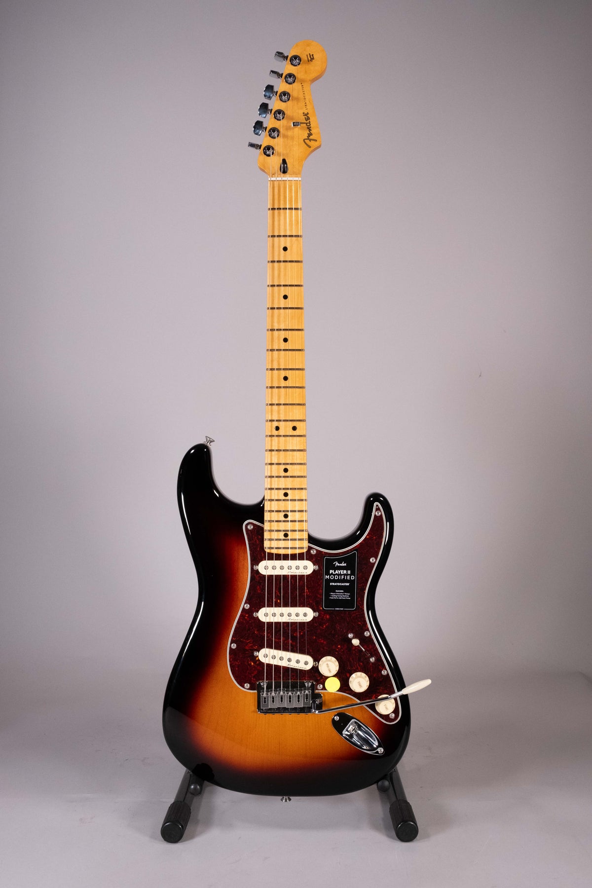 Fender Player II Modified Stratocaster HSS Maple Fingerboard 3 Tone Sunburst