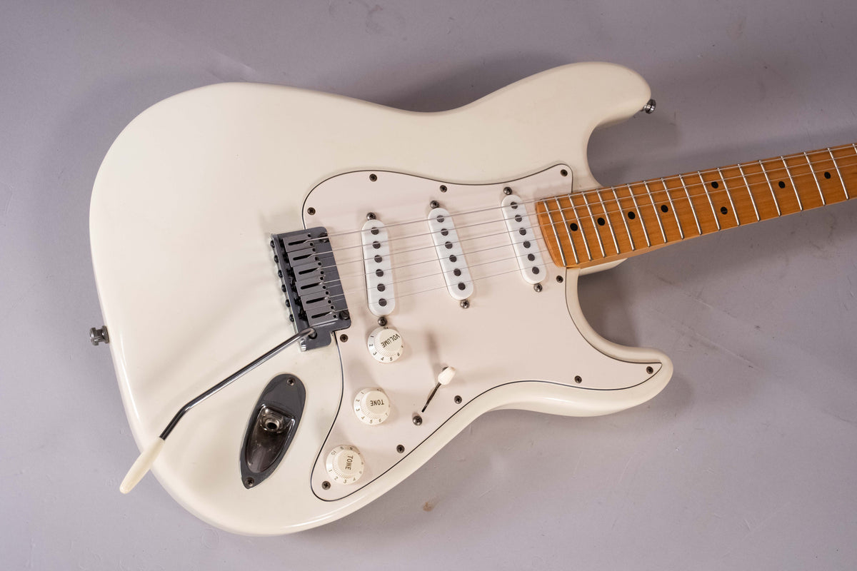 FENDER STRATO AM STD USATA