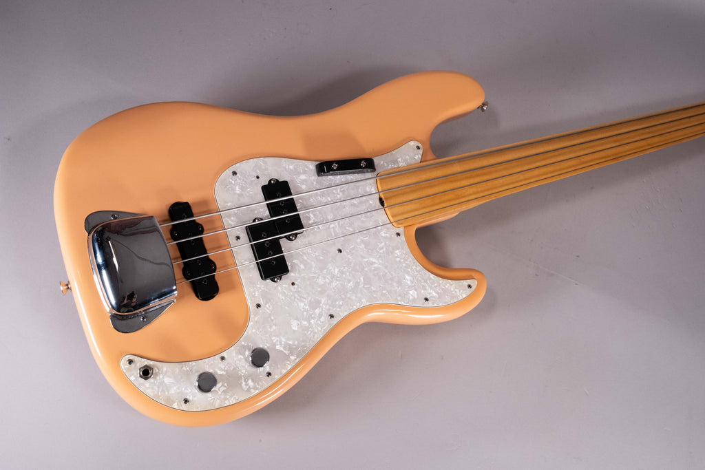 FENDER PJ FRETLESS MODIFICATO USATO