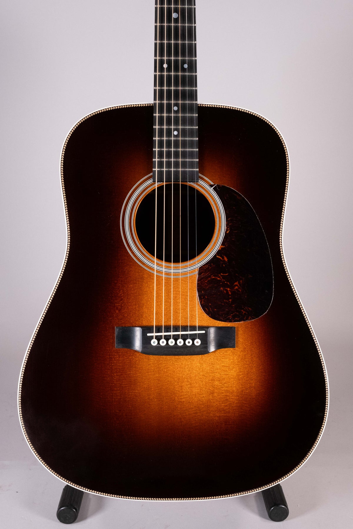 MARTIN HD28  SUNBURST USATA