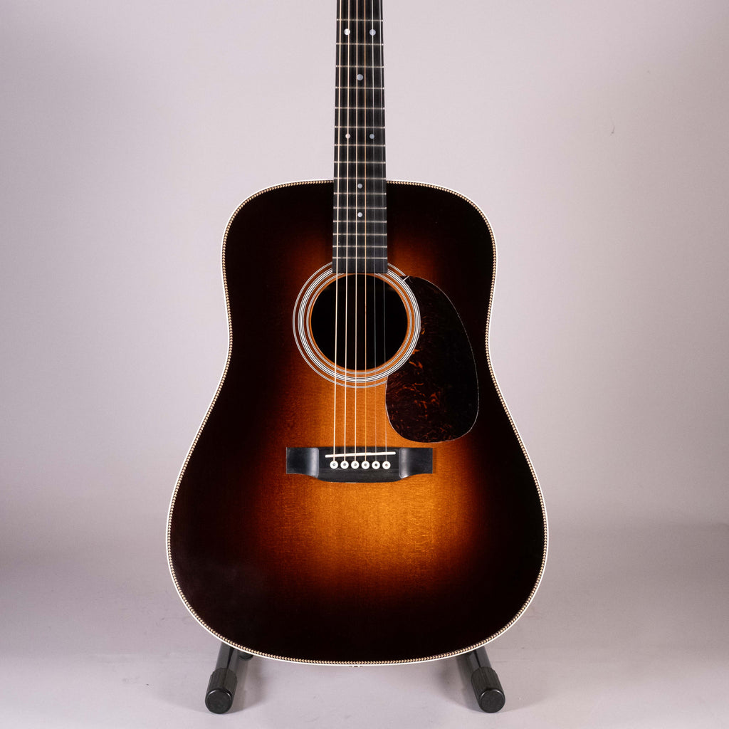 MARTIN HD28  SUNBURST USATA