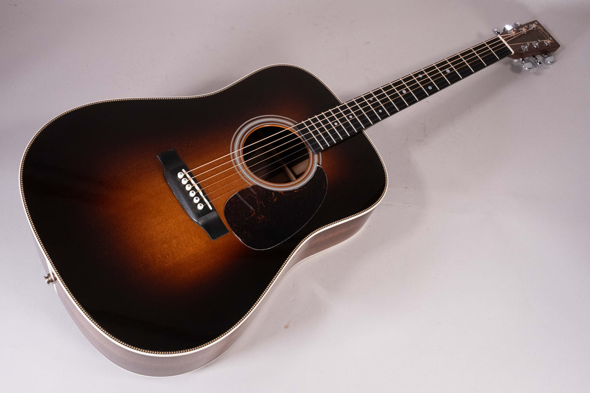 MARTIN HD28  SUNBURST USATA