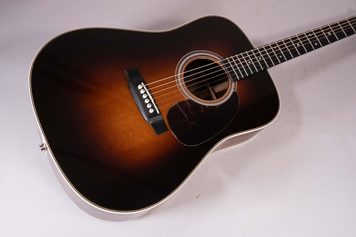 MARTIN HD28  SUNBURST USATA