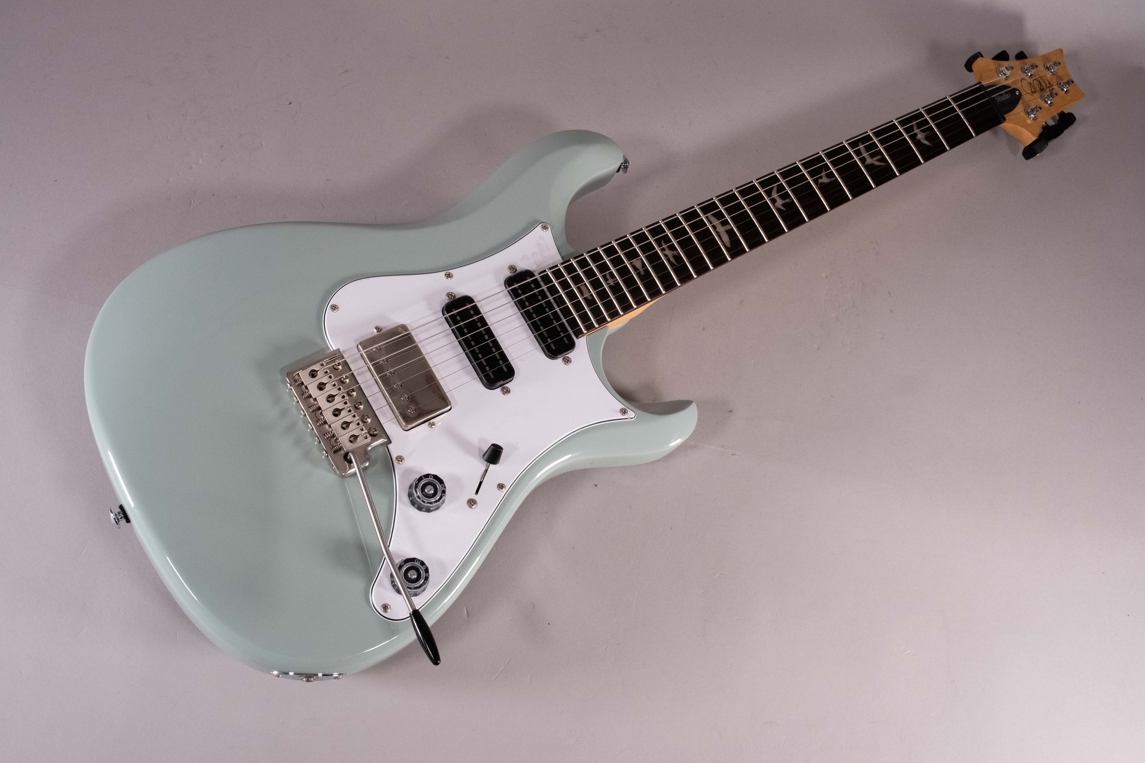 PRS SE Studio Standard Silverstone Gray 2026