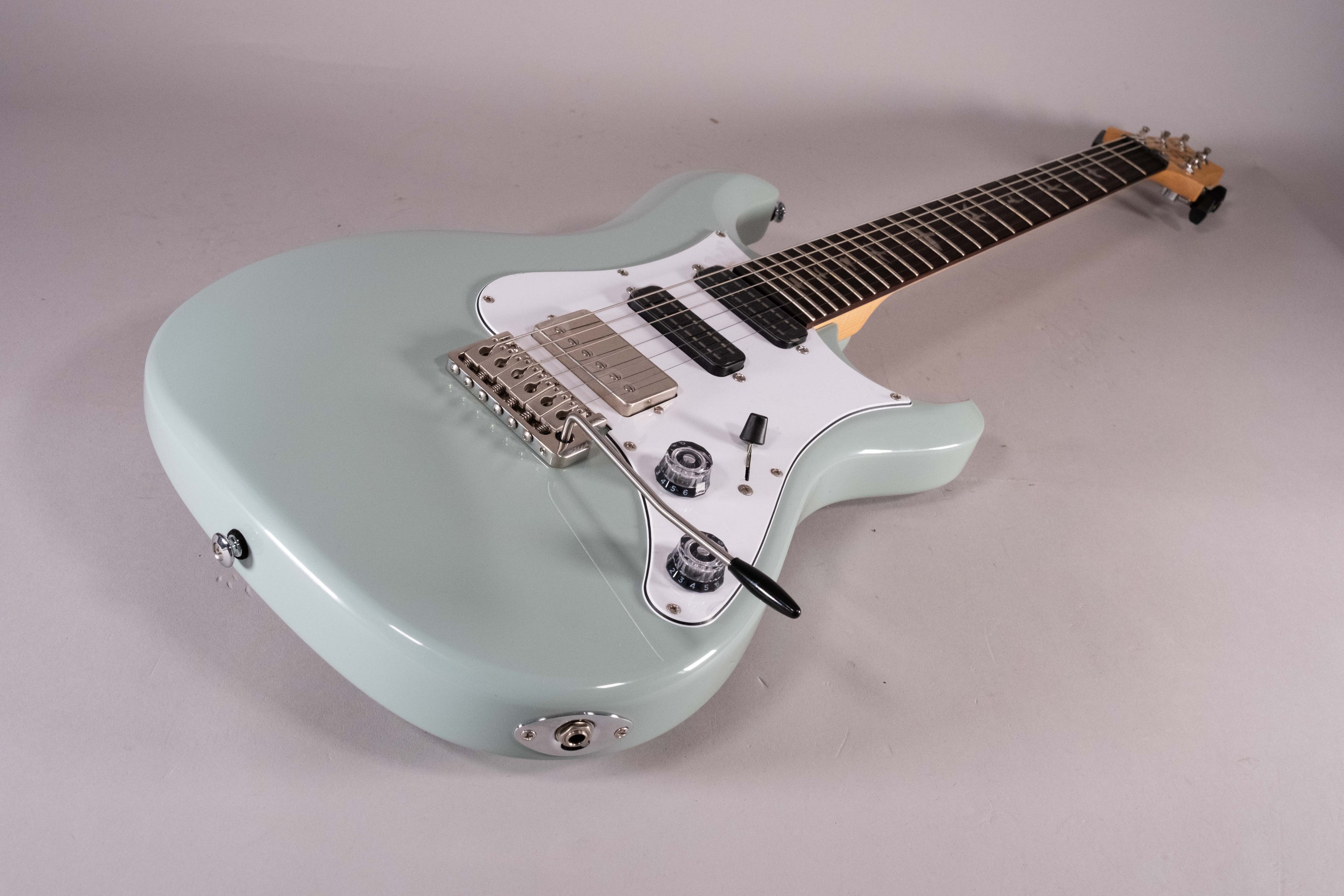 PRS SE Studio Standard Silverstone Gray 2026
