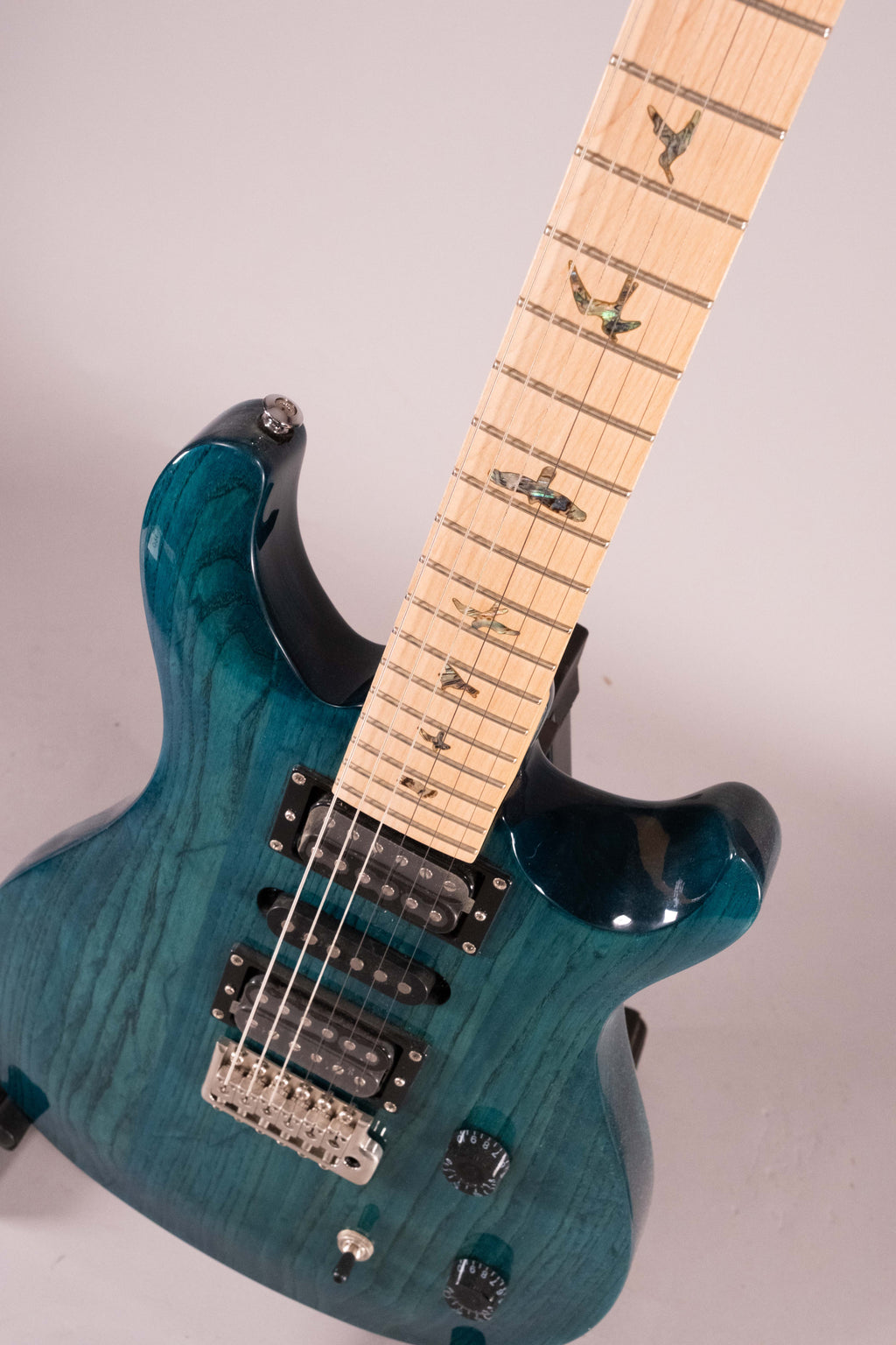 PRS SE Swamp Ash Special Iri Blue