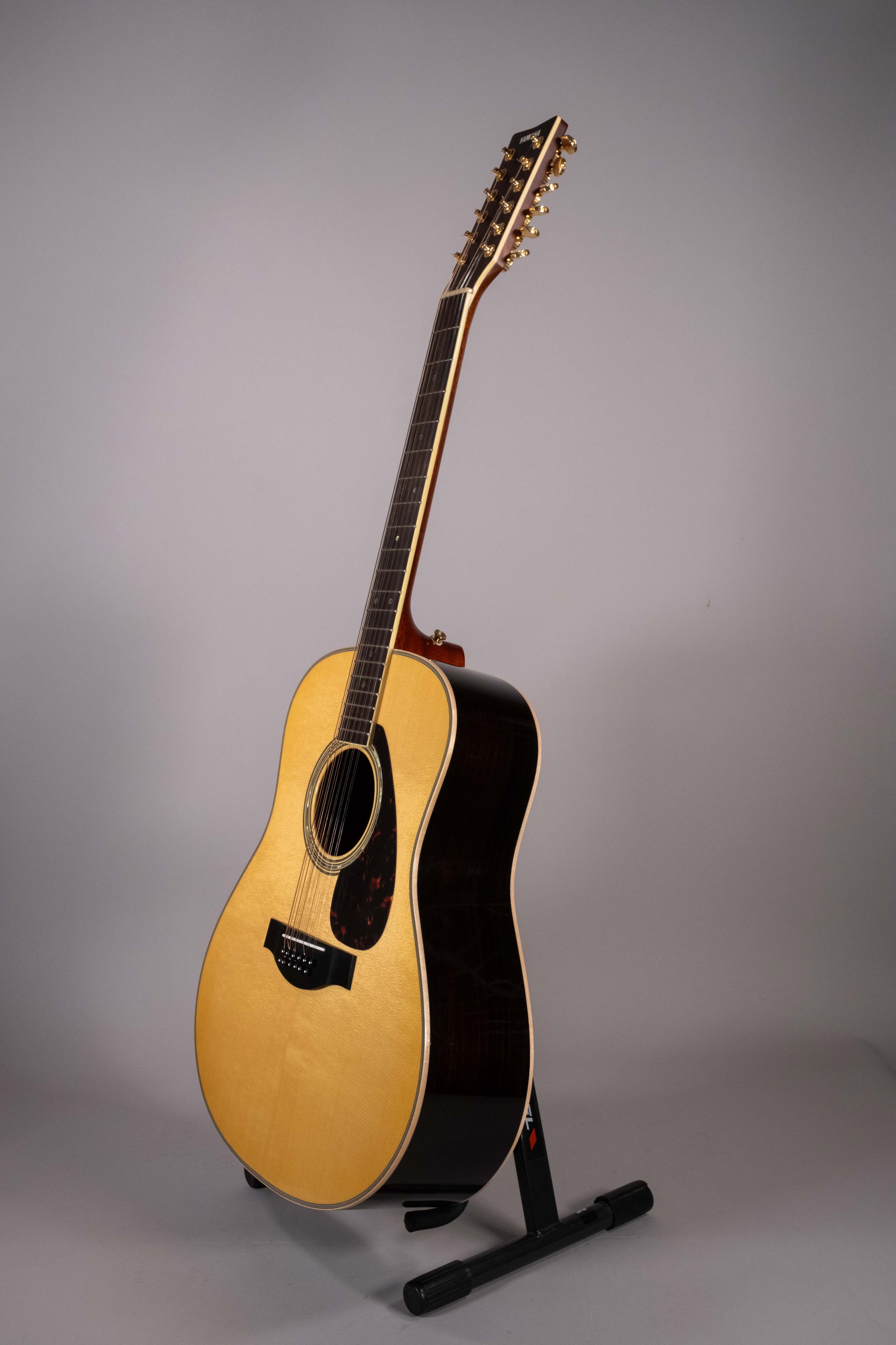 YAMAHA LL16 XII C USATA