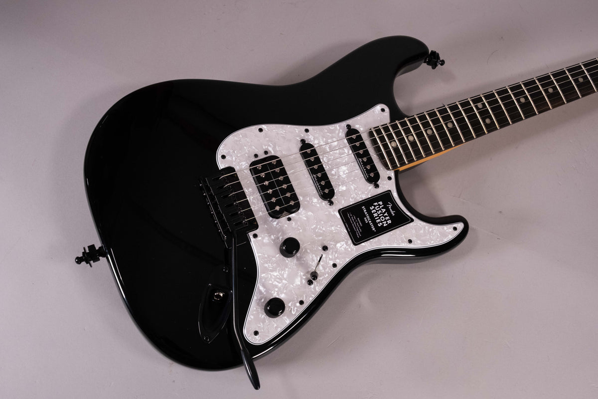 Fender Limited Edition Player Fusion Stratocaster HSS Black
