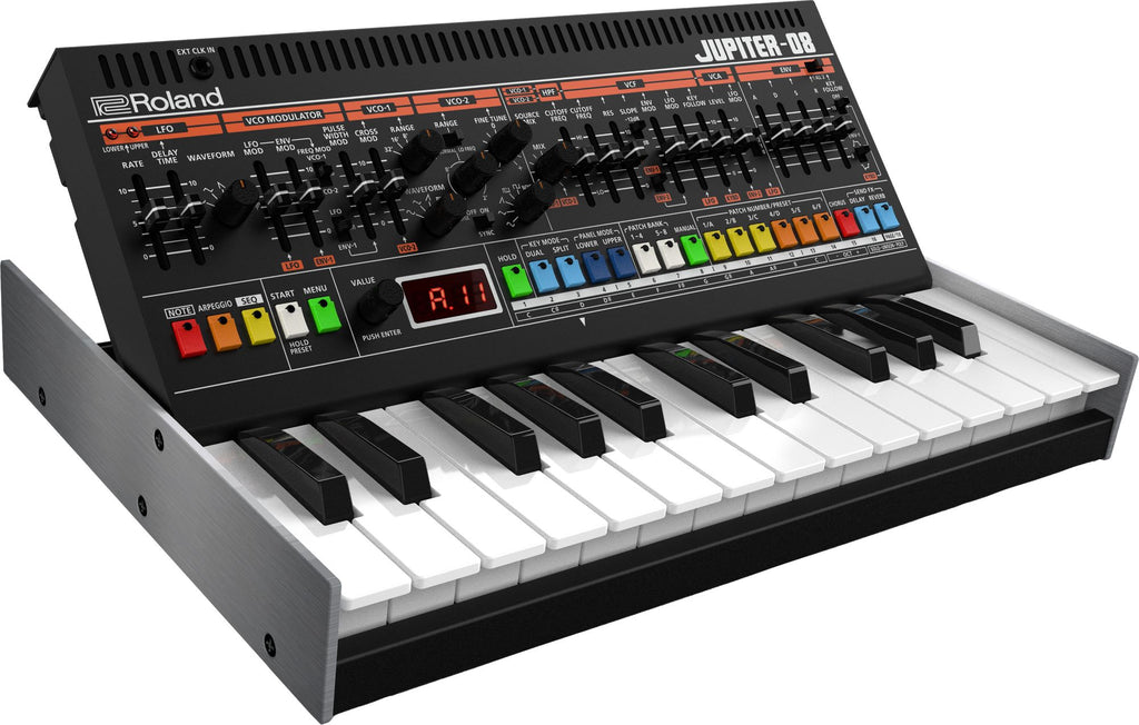 Roland Jupiter 08 (Preordine)