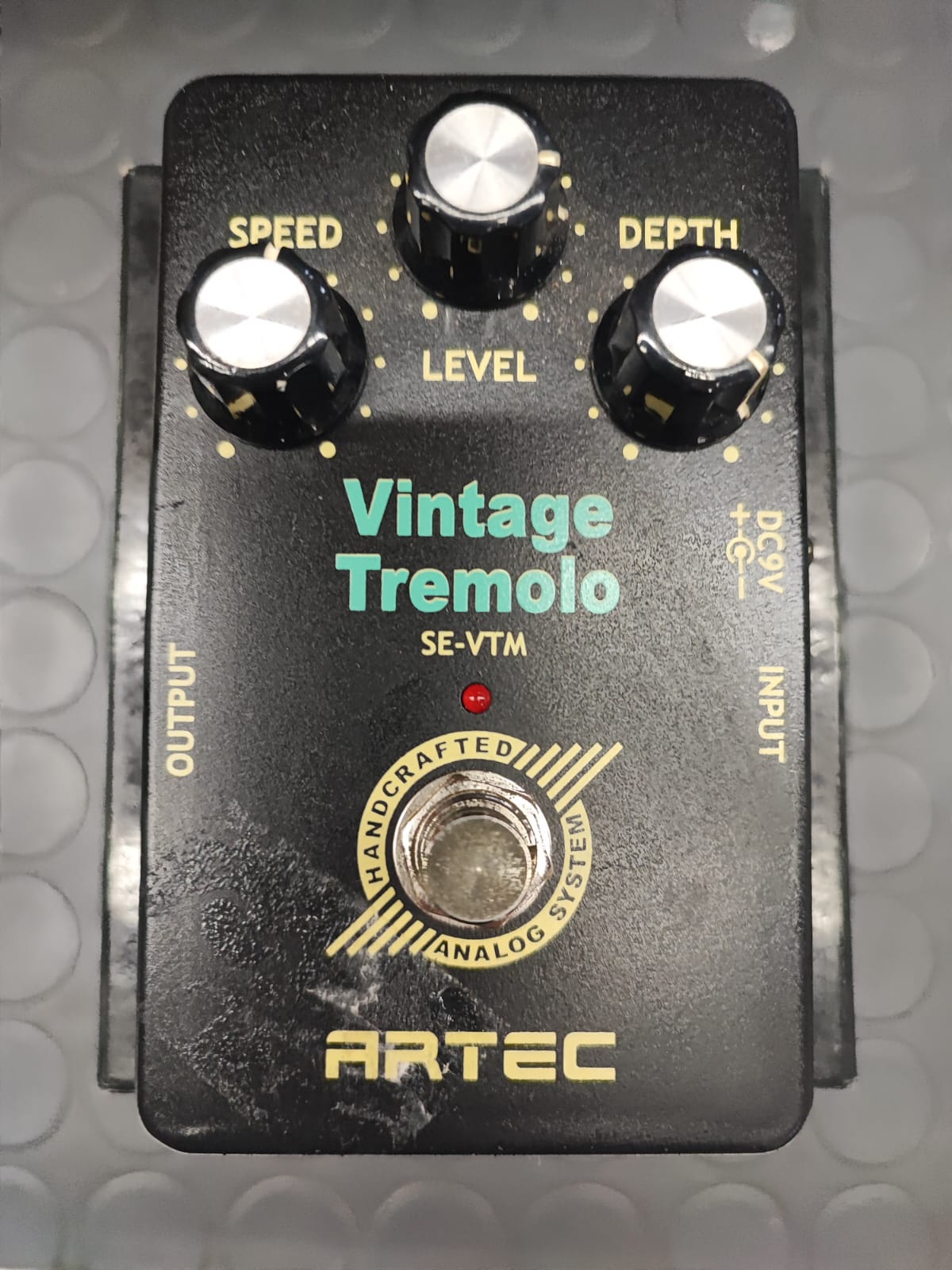 ARTEC VINTAGE TREMOLO USATO