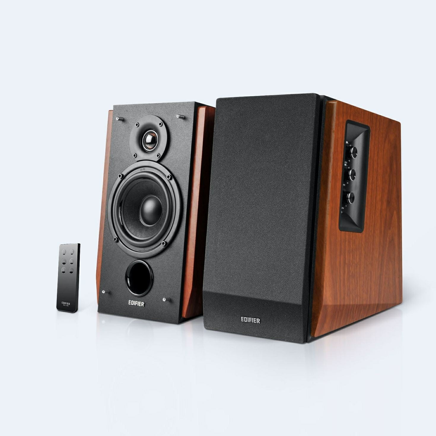 Edifier Coppia Diffusori Amplificati Bluetooth in Legno Inclinati R1700BT