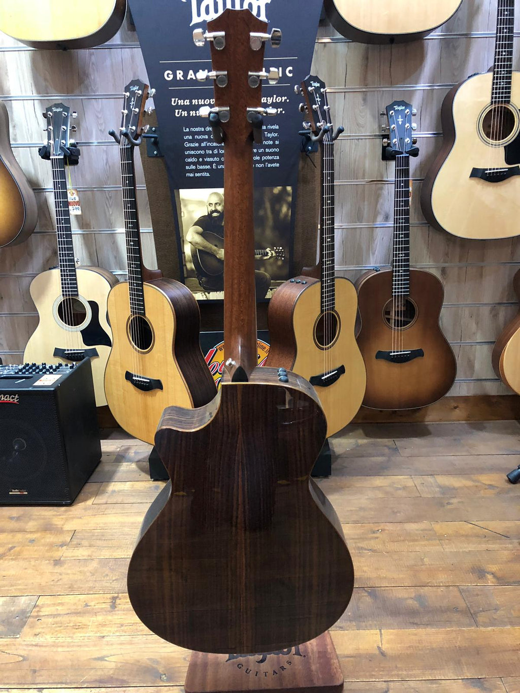 Taylor 712Ce Acoustic Guitar