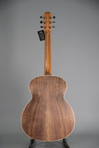 Lowden Original Series O23 Walnut e Red Cedar Chitarra Acustica