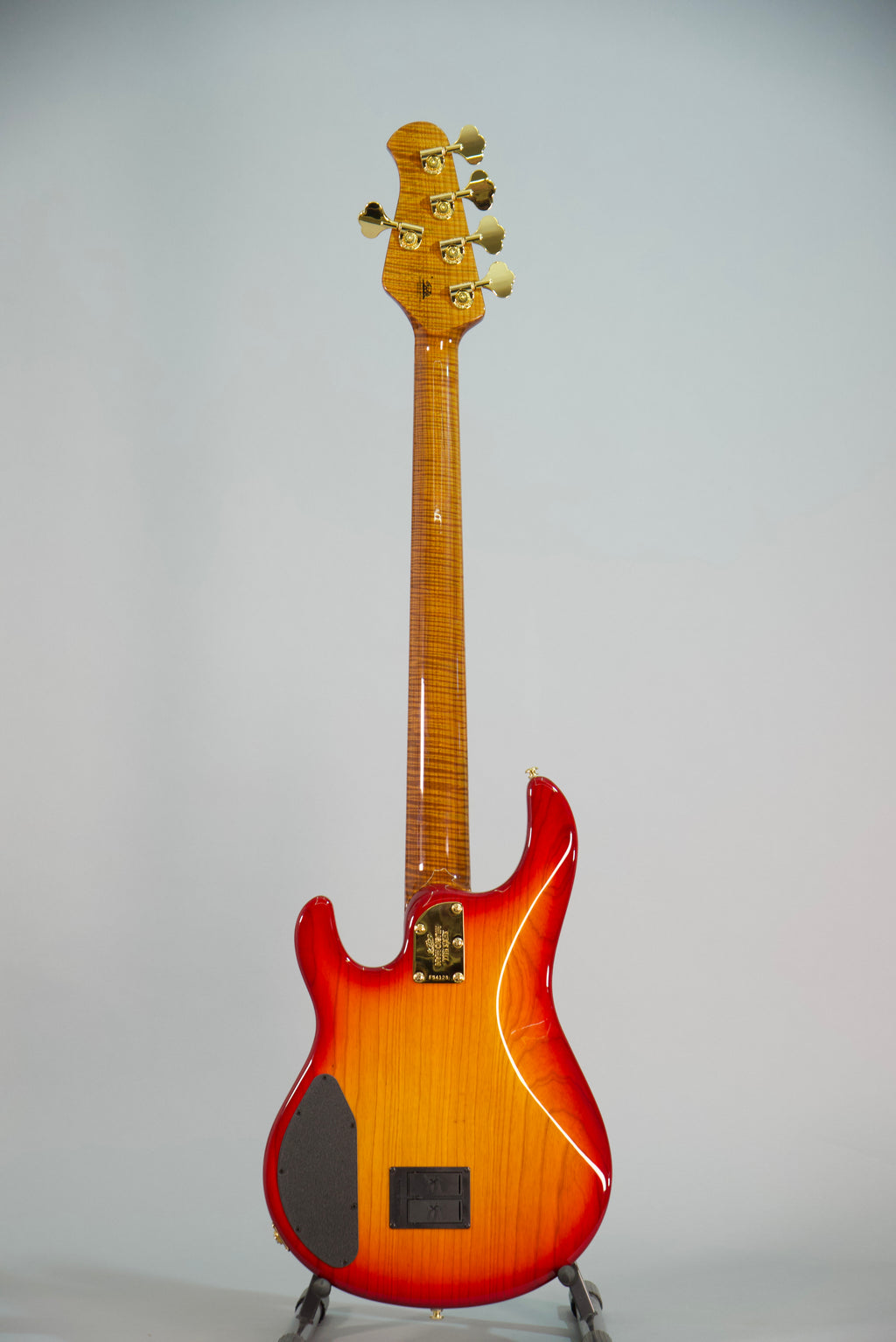 MusicMan BFR Stingray 5 Special Fuego Fretless 21 Of 105