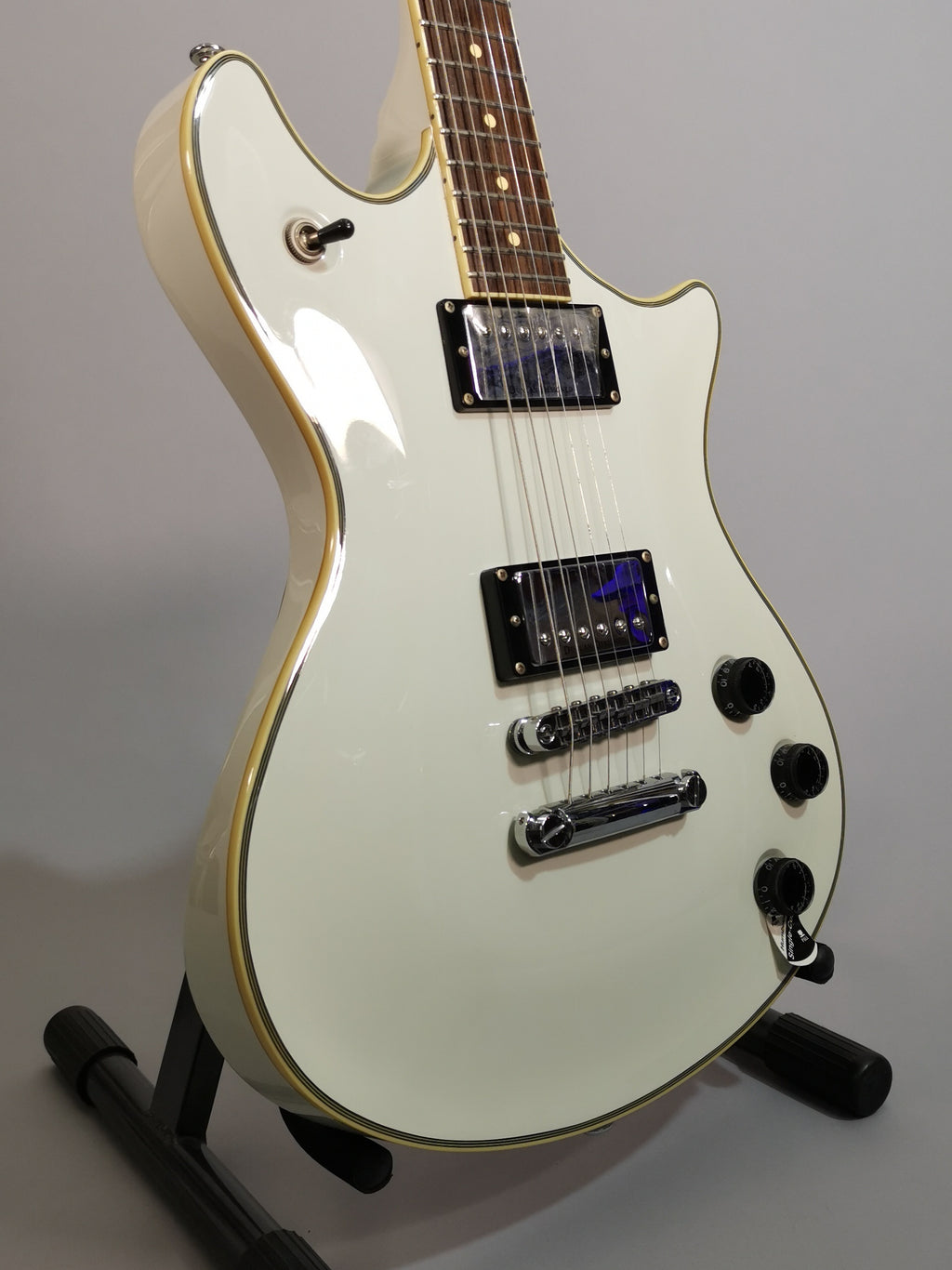 Schecter Tempest Standard White Chitarra Elettrica