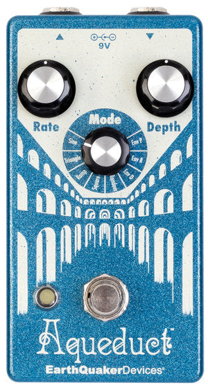 Earthquaker Aqueduct Pitch Vibrato