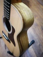 Taylor Gs Mini-E Black Limba Limited Edition Natural