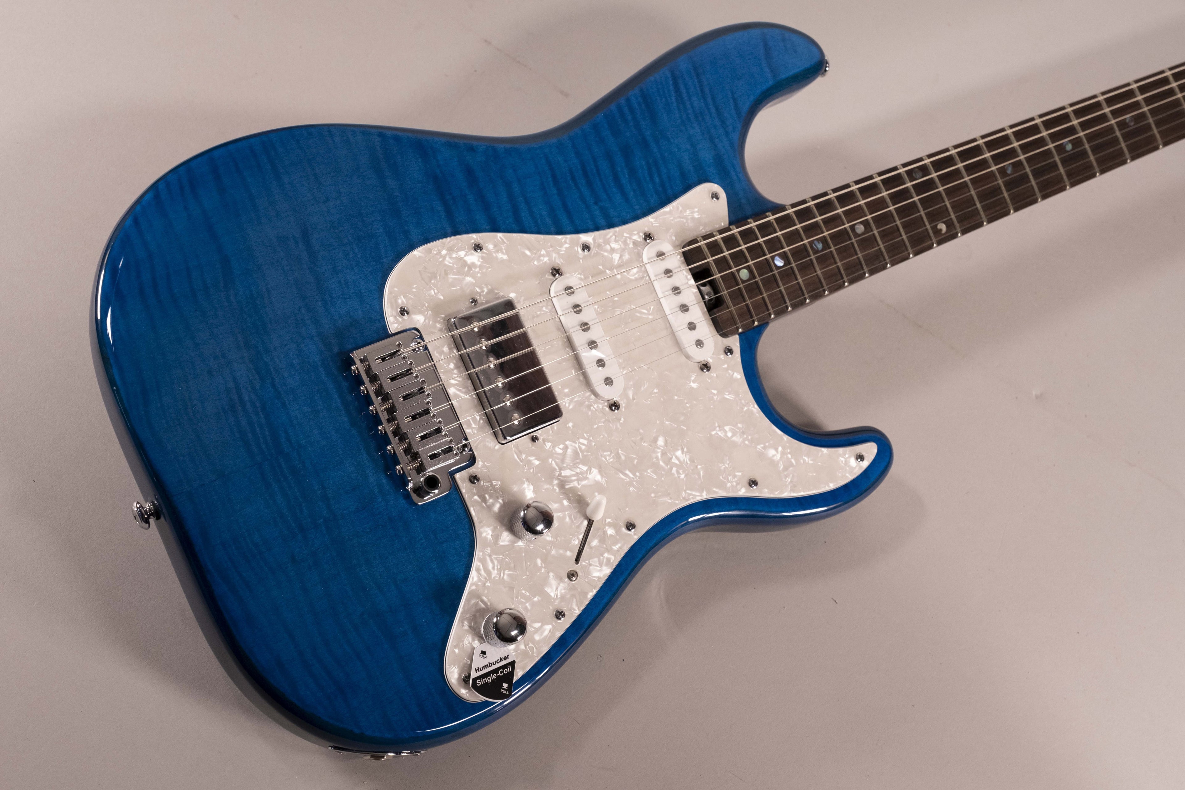 Schecter R66 Elite II Rosewood Traditional See-Thru Sky Blu