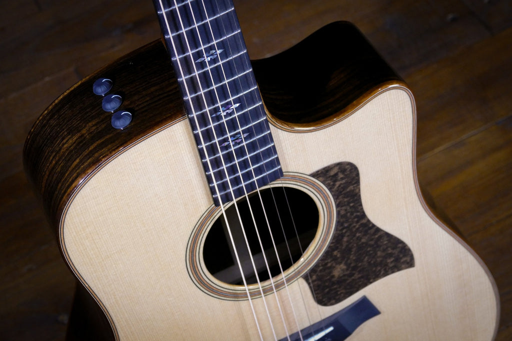Taylor 710Ce Lutz Spruce Top Chitarra Acustica Dreadnought