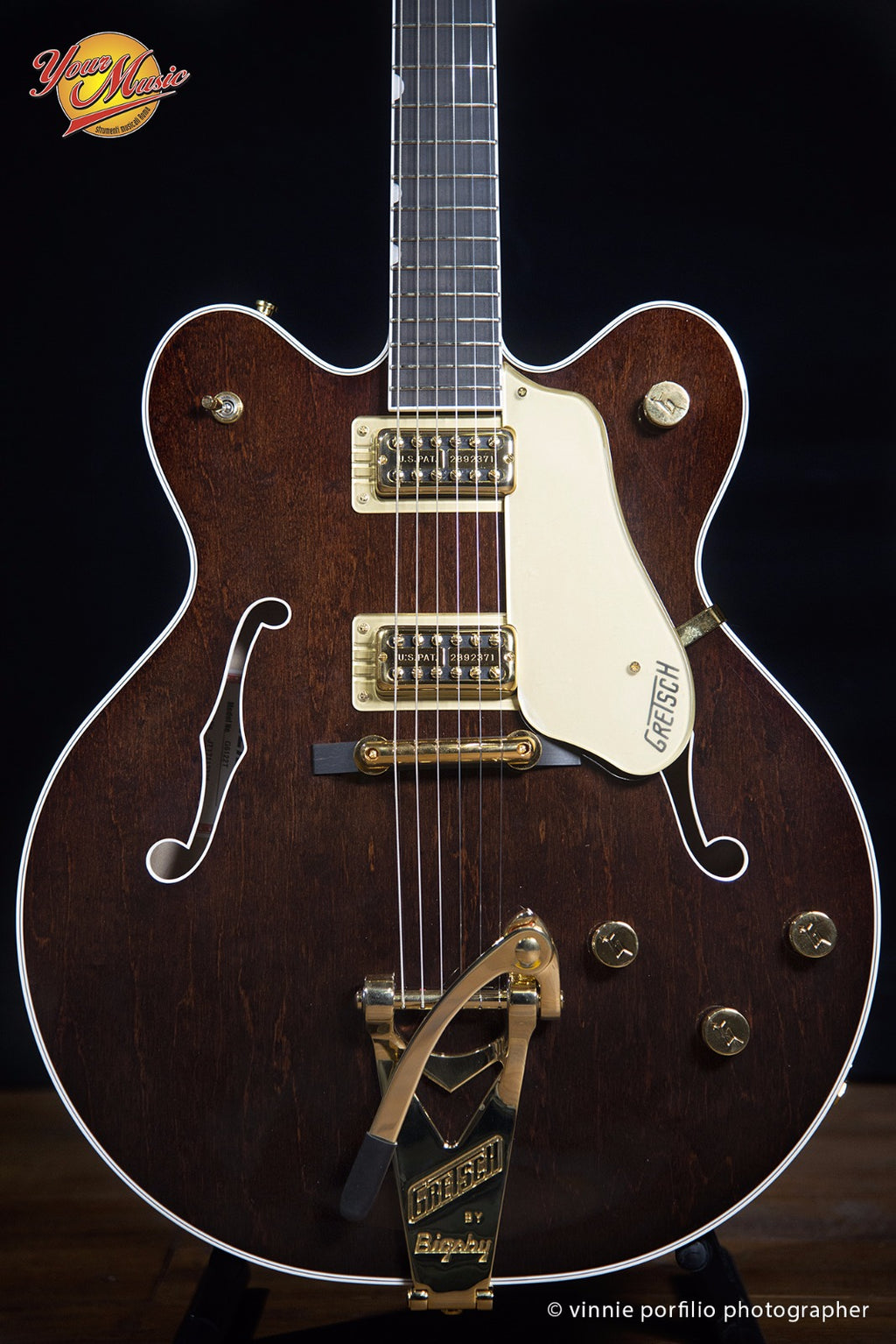 Gretsch G6122T Country Gentleman Bigsby Walnut Stain