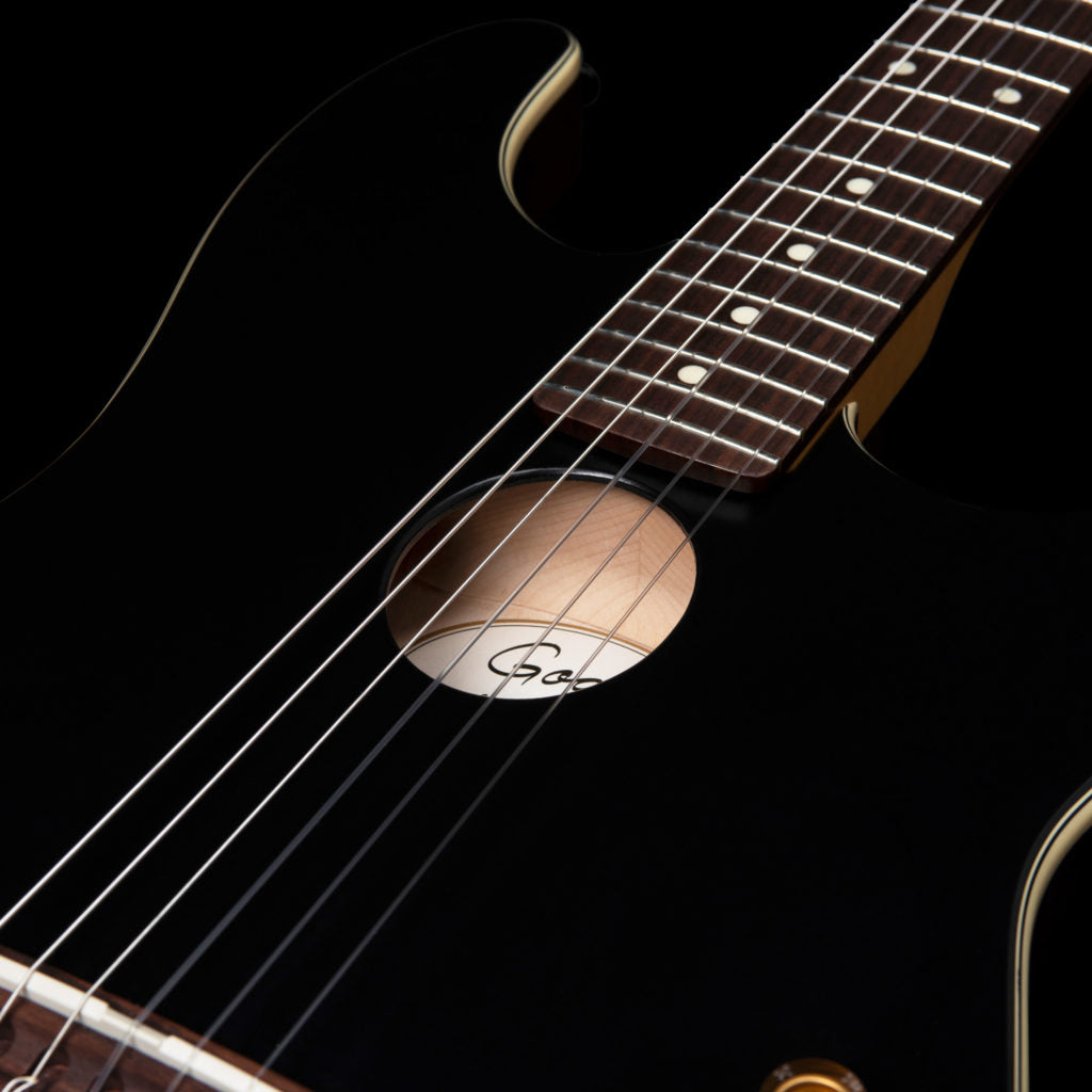 Godin G-Tour Nylon Matte Black EQ Semi Gloss con Borsa