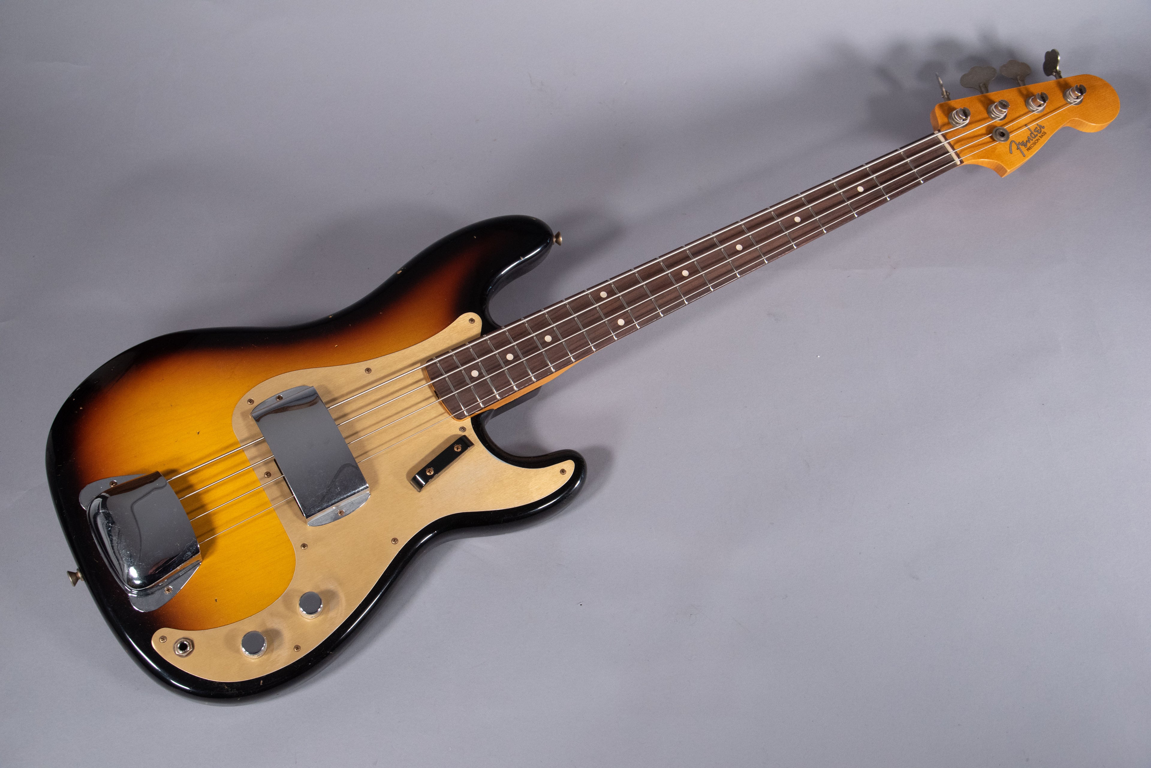 Fender CustomShop LTD 1959 Precision Journeyman Faded Aged 3Tone Sunburst