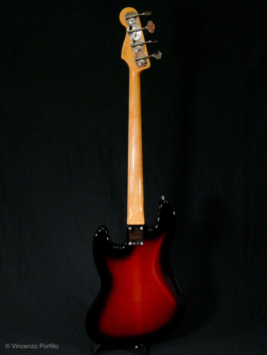 Fender Vintera 60S Jazz Bass Pau Ferro 3 Color Sunburst