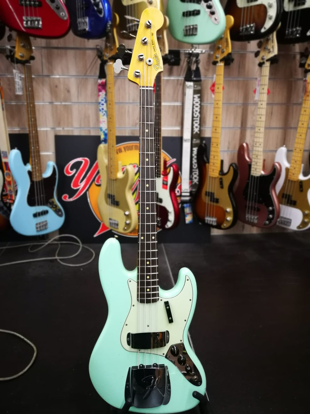 Fender Jazz Custom Shop 62 Journeyman Aged Surf Green