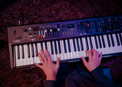 Yamaha Yc61 Pianoforte Elettrico Da Palco