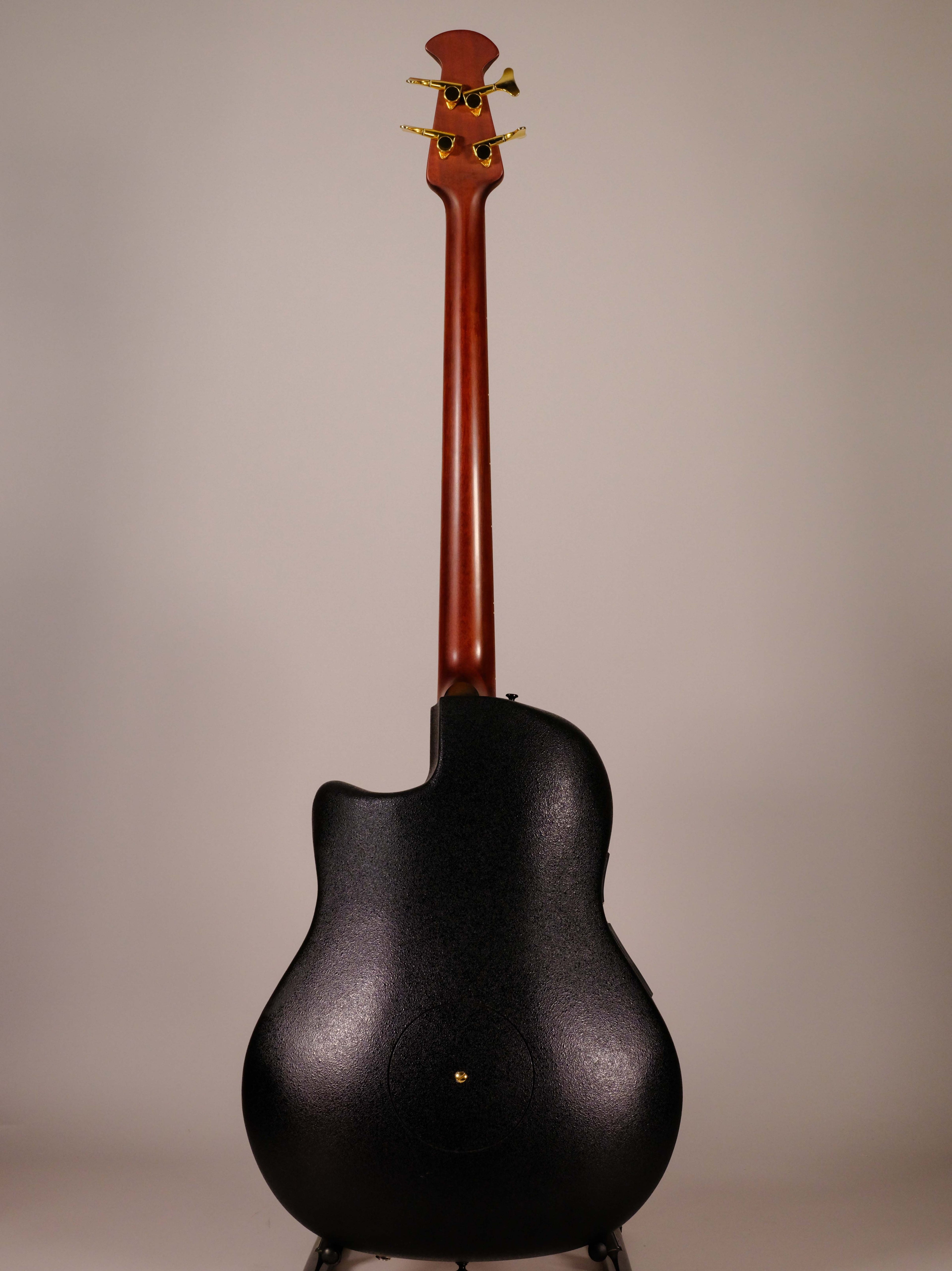 OVATION BASS CELEBRITY DELUXE USATO
